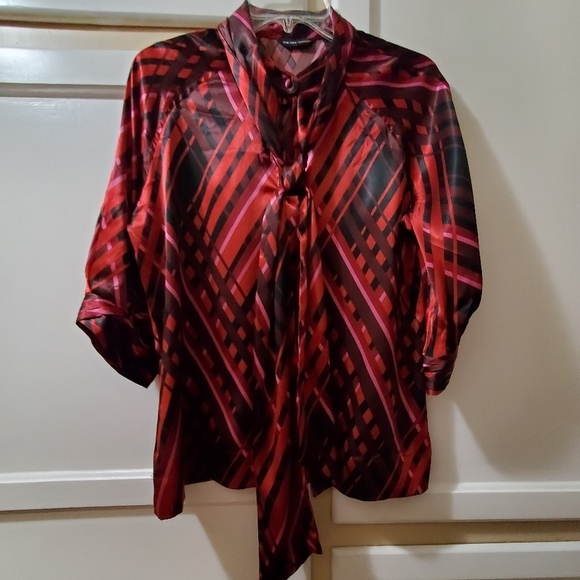 New York & Company Women's Front Tie Blouse - Picture 3 of 6